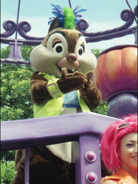 デール（ディズニー・ハロウィーン・パレード 2005）