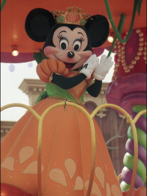 ミニーマウス（ディズニー・ハロウィーン・パレード 2005）