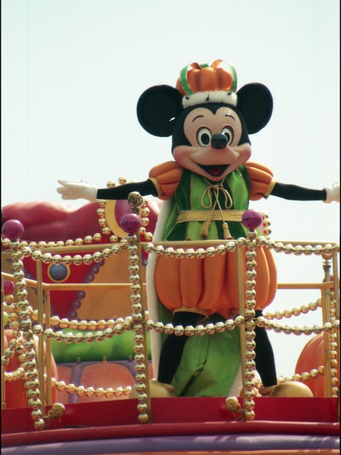 ミッキーマウス（ディズニー・ハロウィーン・パレード 2005）