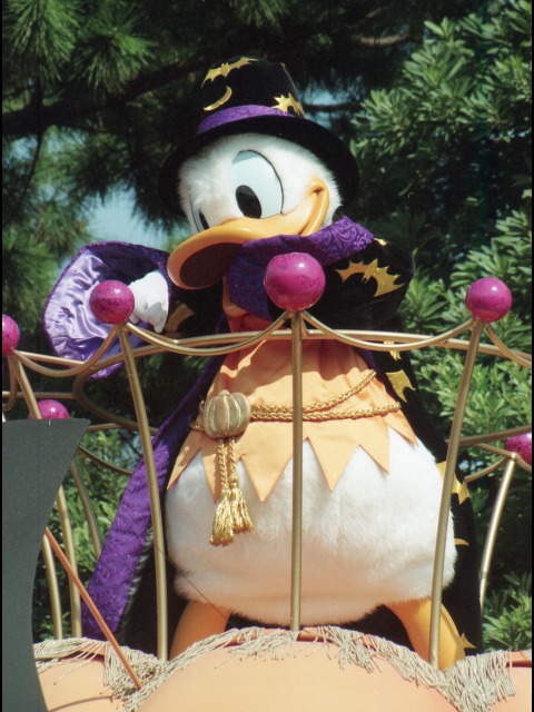 ドナルドダック（ディズニー・ハロウィーン・パレード 2005）