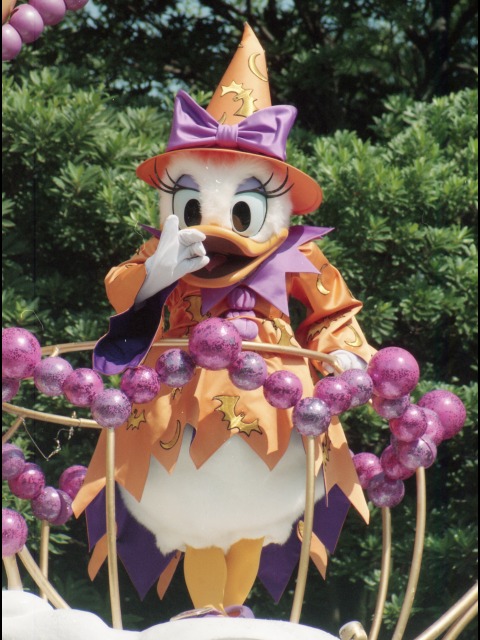 デイジーダック（ディズニー・ハロウィーン・パレード 2005）
