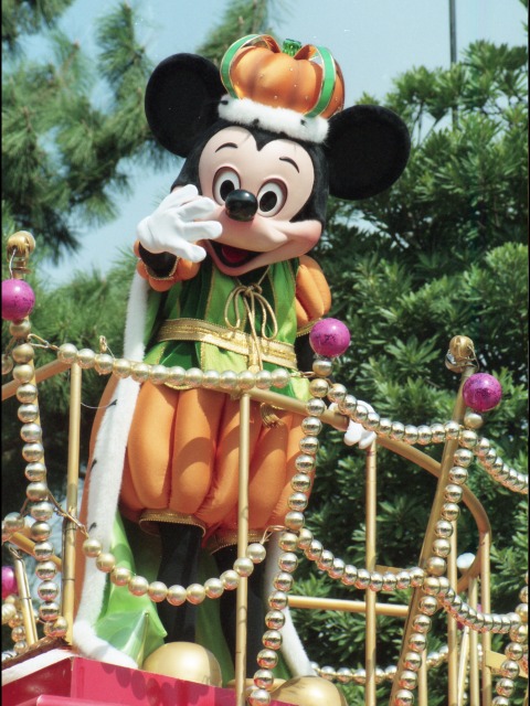 ミッキーマウス（ディズニー・ハロウィーン・パレード 2005）