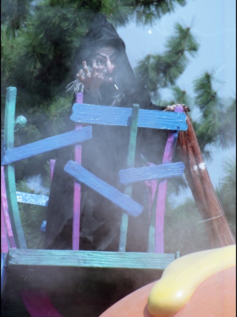 ウィックド・クイーン（ディズニー・ハロウィーン・パレード 2005）