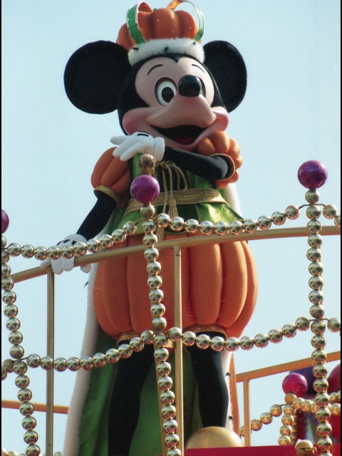 ミッキーマウス（ディズニー・ハロウィーン・パレード 2005）
