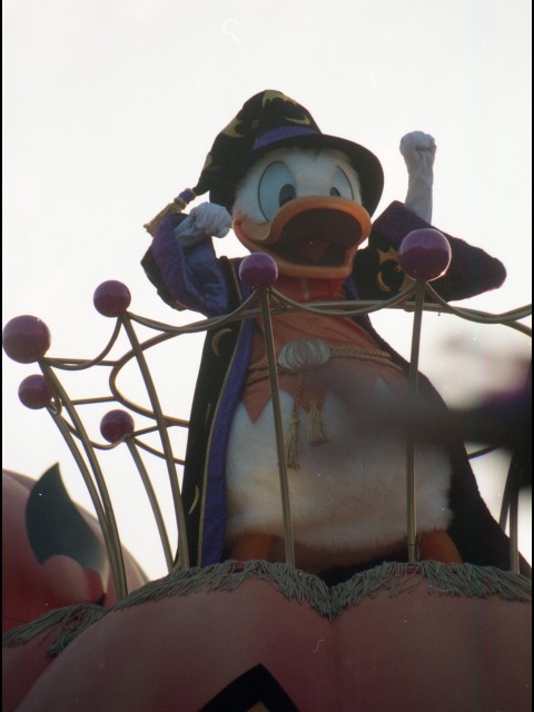 ドナルドダック（ディズニー・ハロウィーン・パレード 2005）