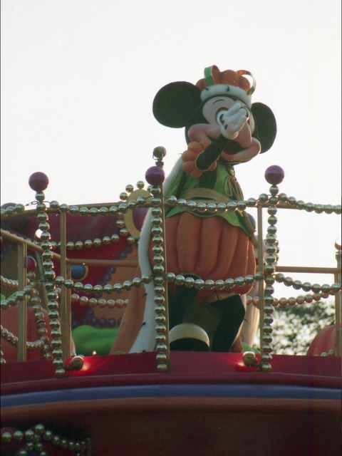 ミッキーマウス（ディズニー・ハロウィーン・パレード 2005）