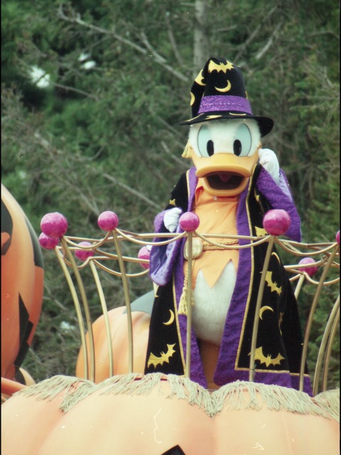 ドナルドダック（ディズニー・ハロウィーン・パレード 2005）