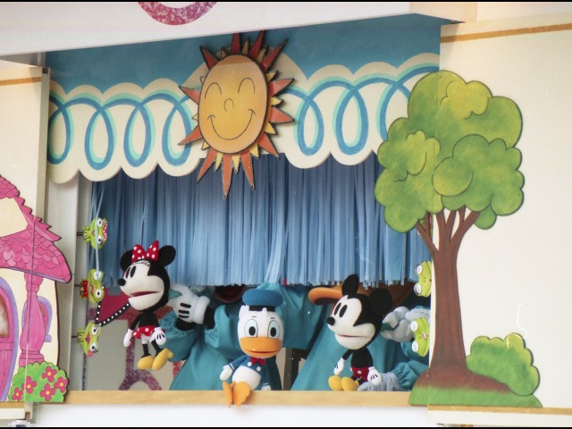 ミニー、ミッキー、ドナルドのパペット（スーパードゥーパー・ジャンピンタイム）