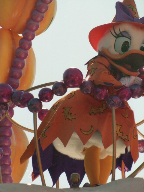 デイジーダック（ディズニー・ハロウィーン・パレード 2005）