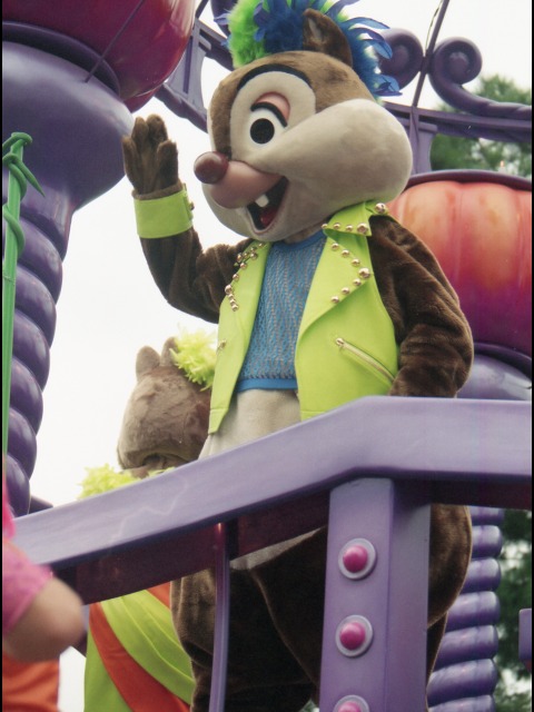 デール（ディズニー・ハロウィーン・パレード 2005）