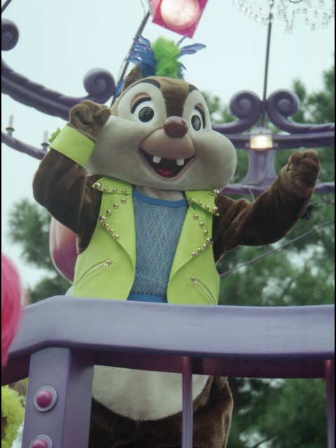 デール（ディズニー・ハロウィーン・パレード 2005）