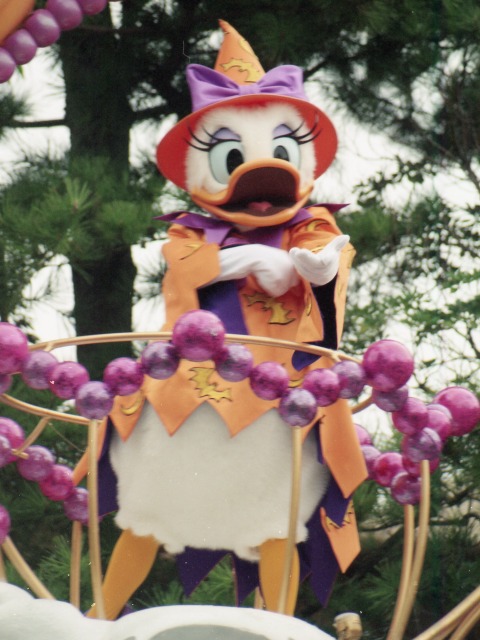 デイジーダック（ディズニー・ハロウィーン・パレード 2005）