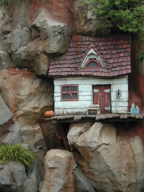 岩場の家（クリッターカントリー）