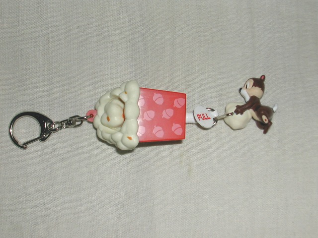 チップとデールとポップコーン キーホルダー