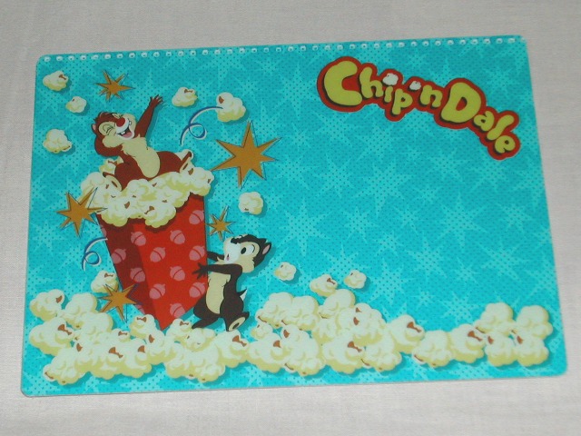 チップとデールとポップコーン クリアファイル
