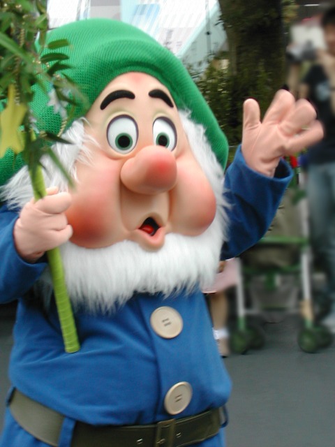 スニージー（ディズニー・スターフェスティバル 2003）