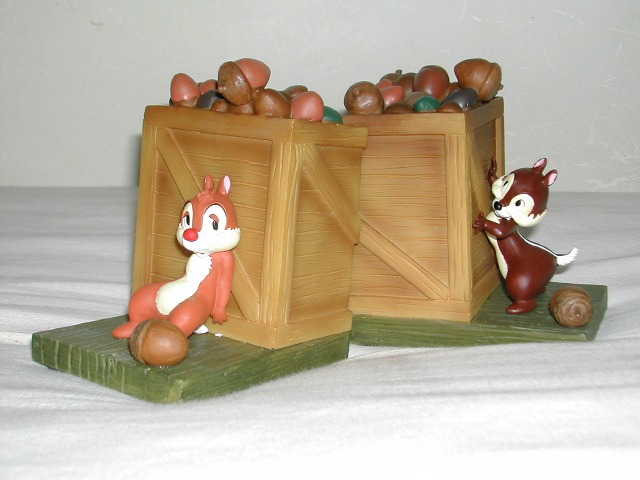 チップとデールのブックスタンド