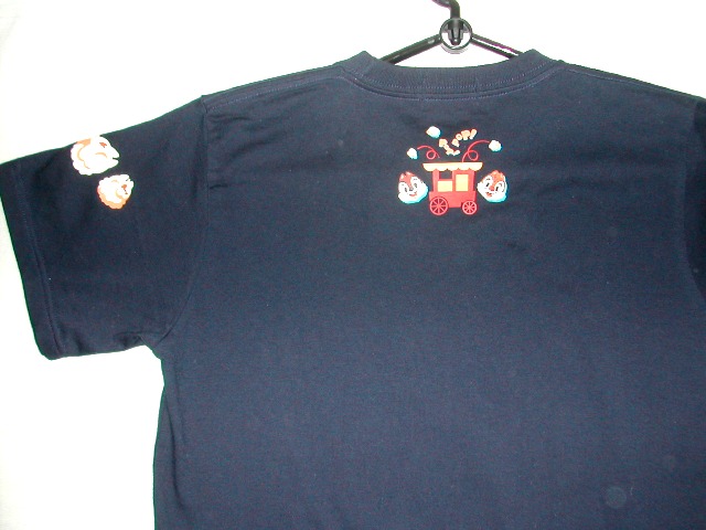 ポップコーンTシャツ 背中側 チップとデール