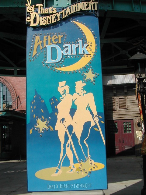 AFTER DARK看板（ザッツ・ディズニーテイメント）