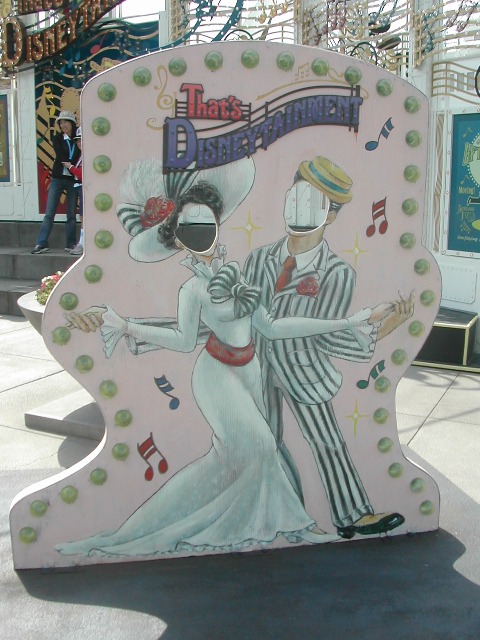 顔ハメ看板 紳士と淑女（ザッツ・ディズニーテイメント）