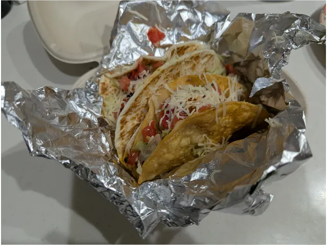 タコス3p（GUZMAN Y GOMEZ）