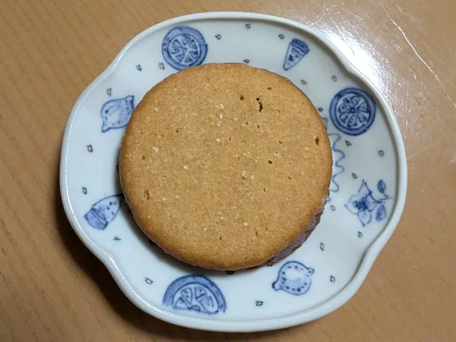 TOBI・BITO SOUVENIR TOKYO賞 トビビト キャラメルサンドウィッチクッキー（イクスピアリ春のおトクなデジタル抽選会）