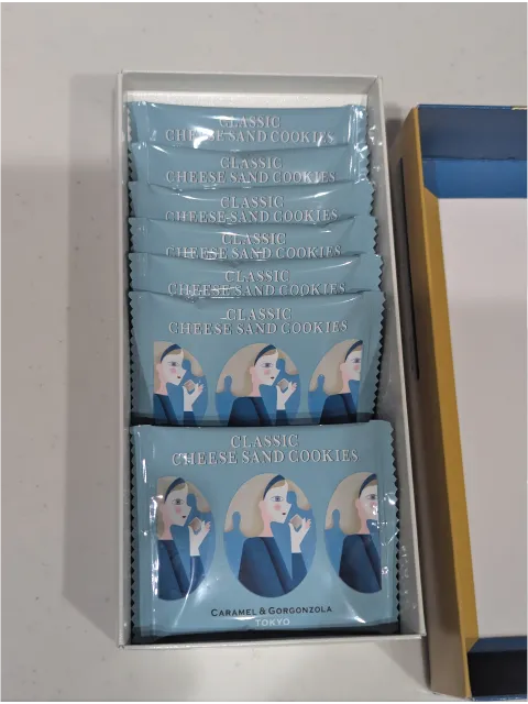 クラシックチーズサンド 箱の中（NOW ON CHEESE）