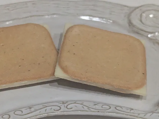 クラシックチーズサンド アップ（NOW ON CHEESE）